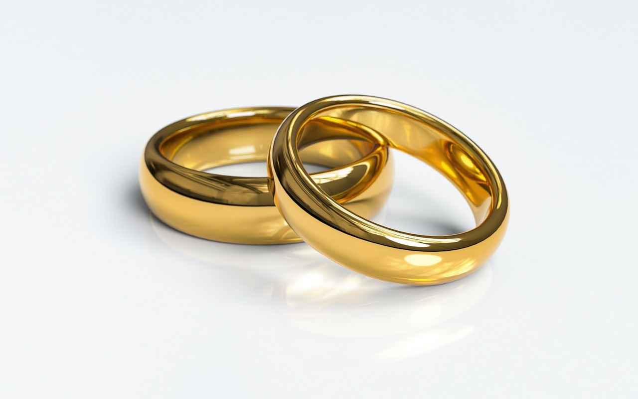 How to Choose the Right Jewelry Designer?