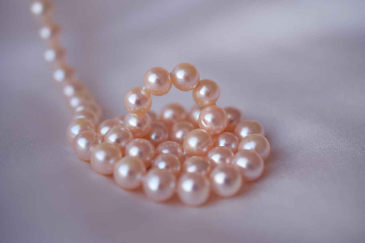 Online Jewelry Marketplaces: Convenience at Your Fingertips