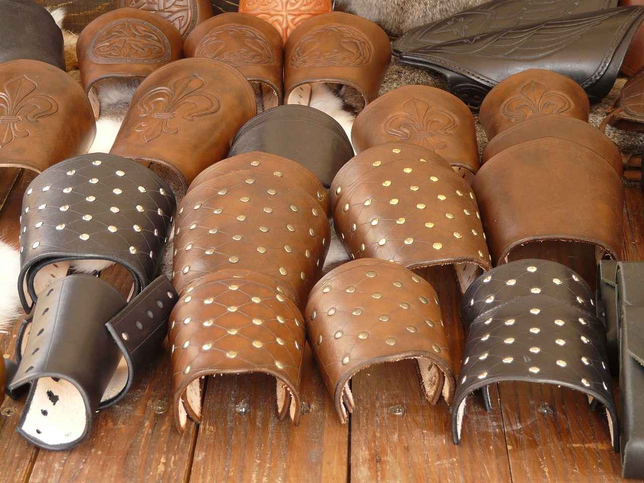 How to Choose the Right Charm Bracelet?