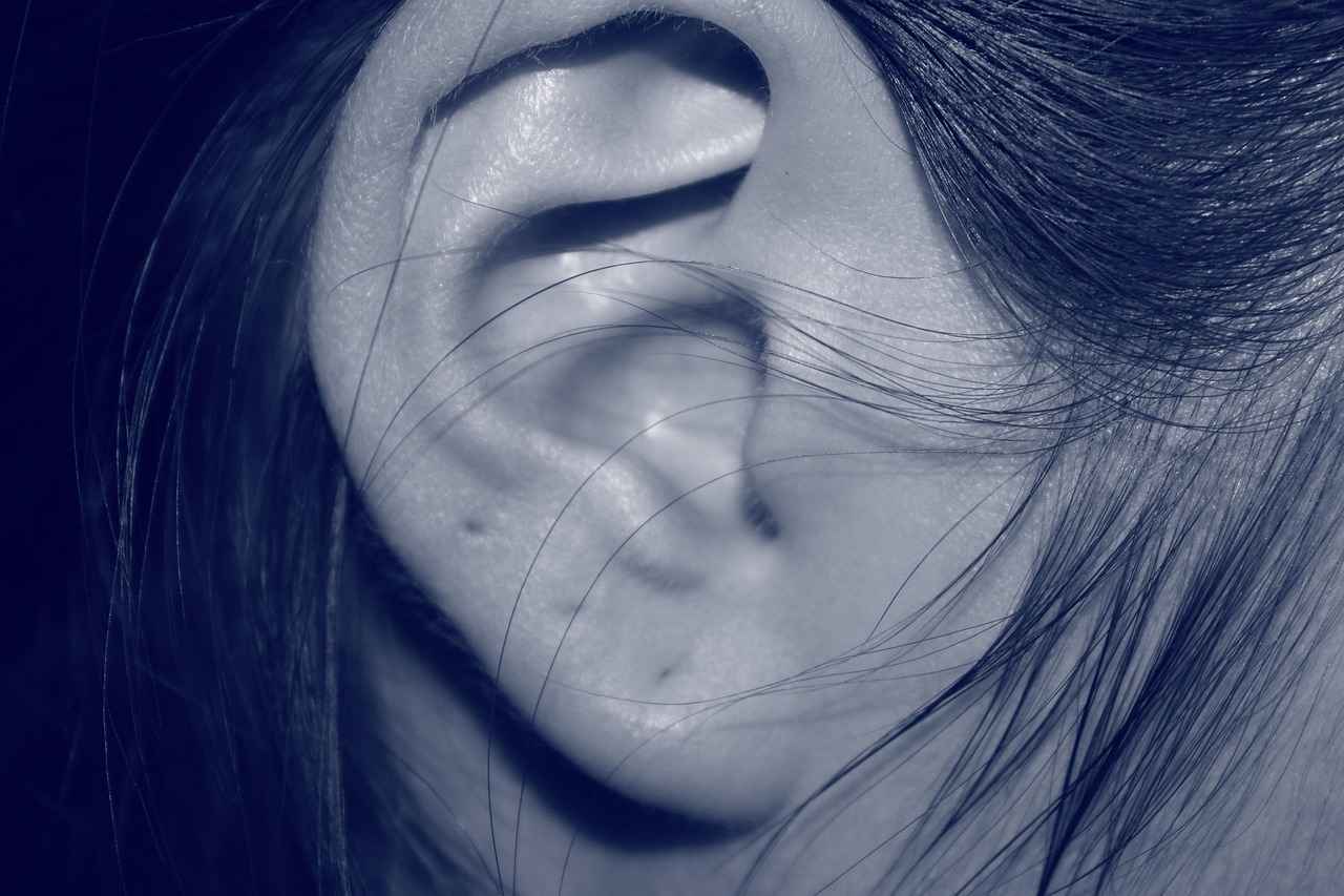 Choosing the Right Earrings for Stacking
