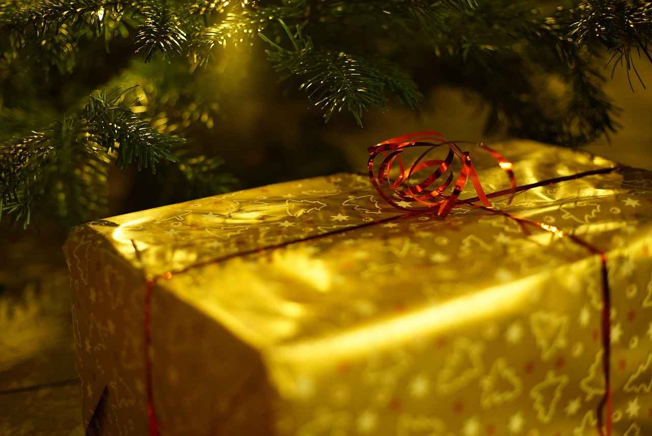 How to Store Gold Jewelry to Prevent Damage?