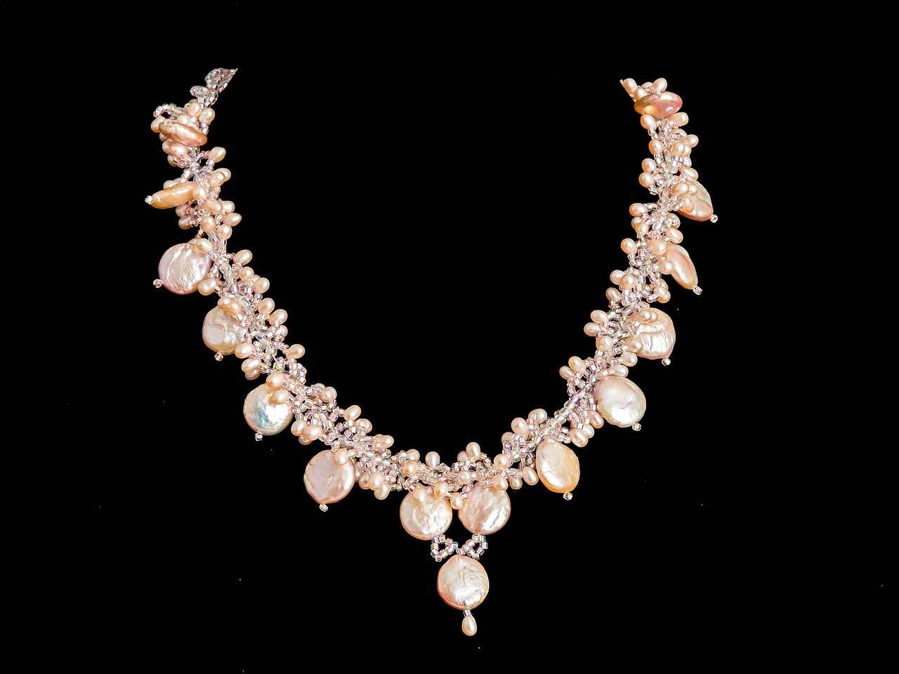 How to Store Heirloom Jewelry Properly?