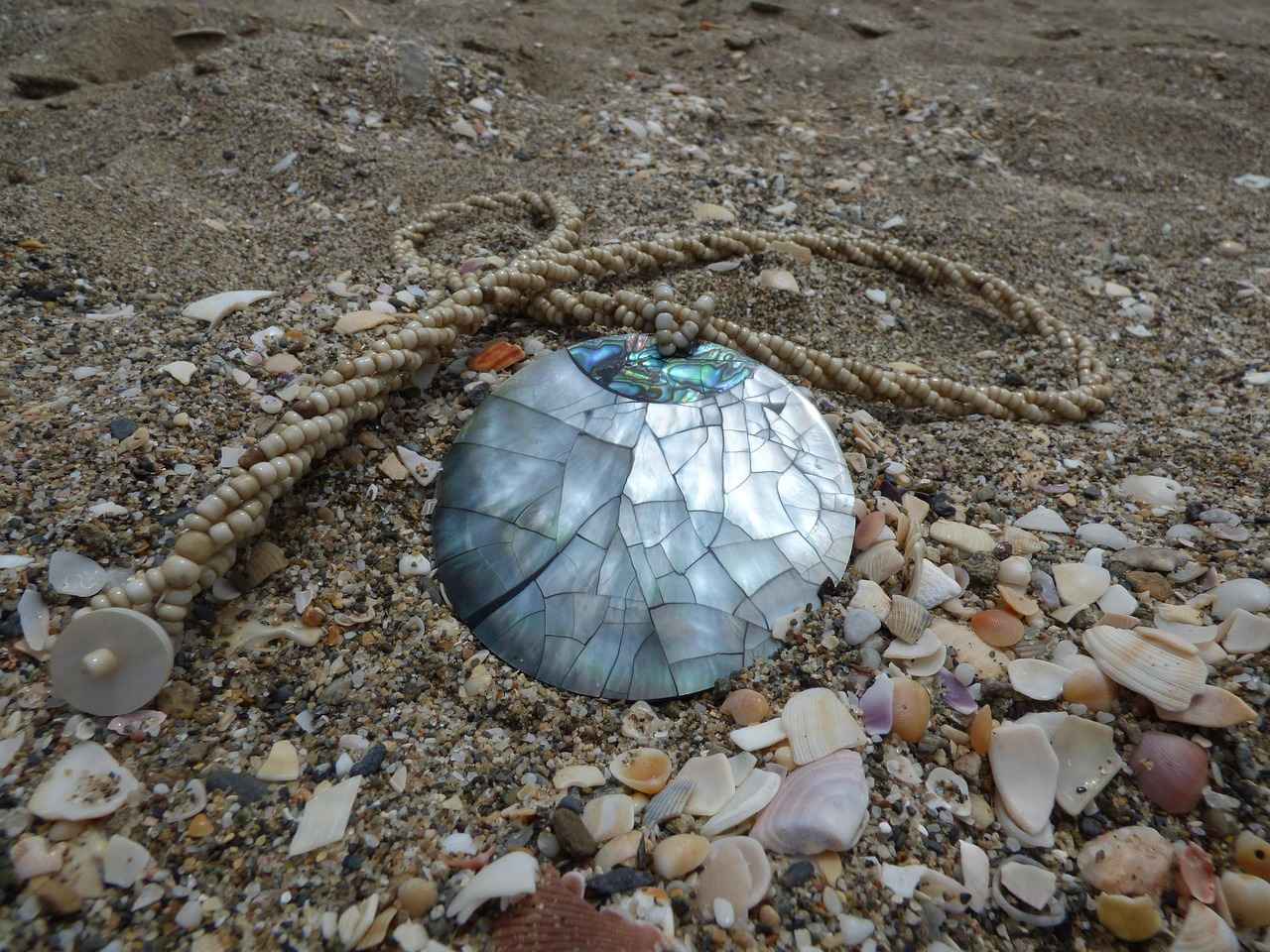 How to Protect Pearls from Environmental Damage?