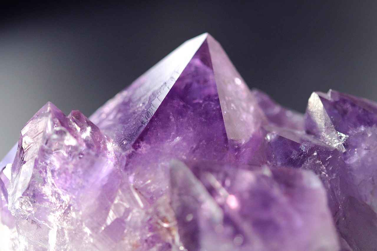 What Makes a Gemstone Valuable?