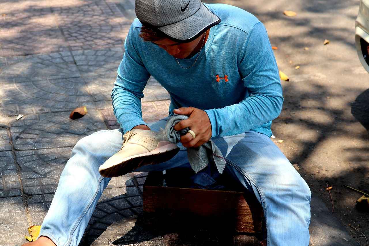 What Ingredients Should You Look for in Jewelry Cleaners?