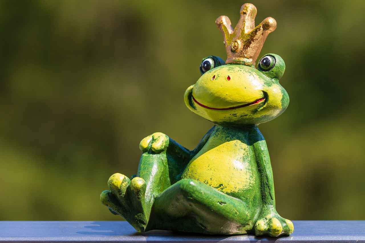 What Is the Future of Crowns and Tiaras?