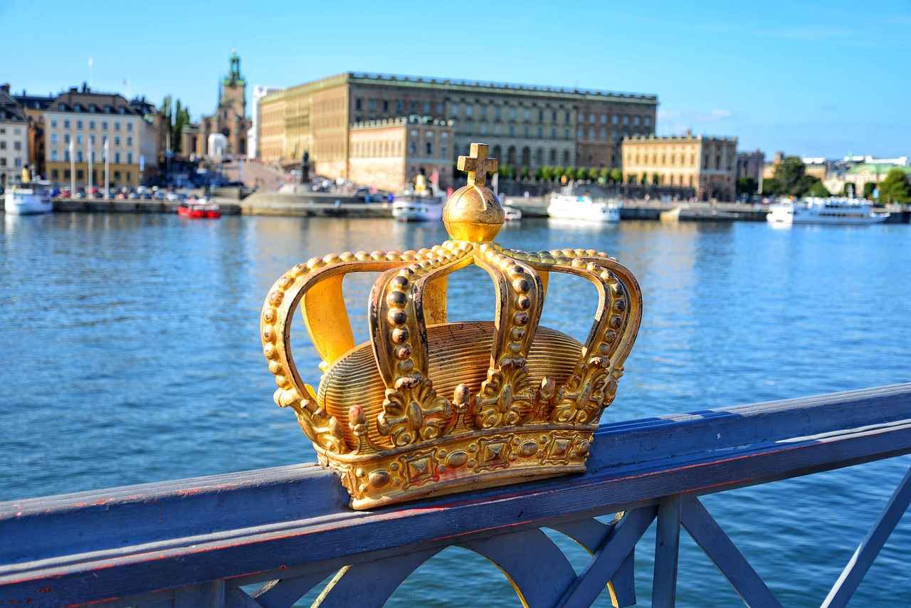 What Materials Are Used in Crowns and Tiaras?