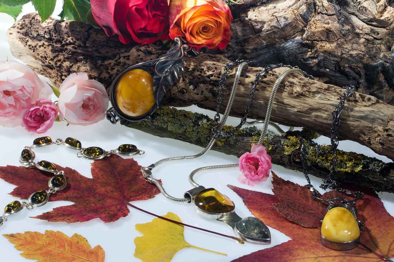 What Do Experts Say About the Kabbalah Bracelet?