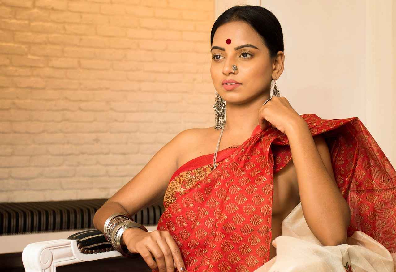 What Do Bangles Symbolize?