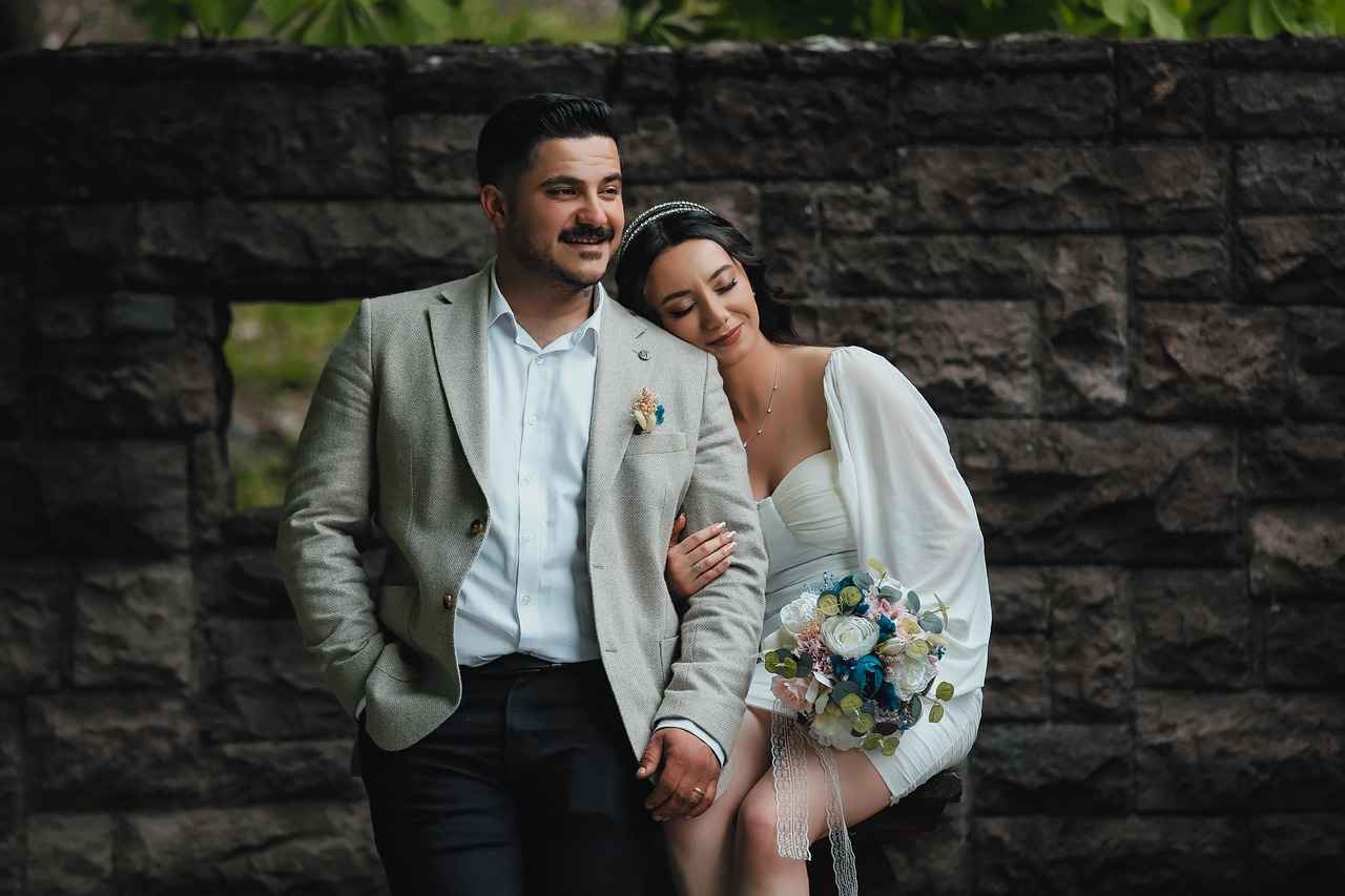 What Are Some Unique Wedding Jewelry Traditions?