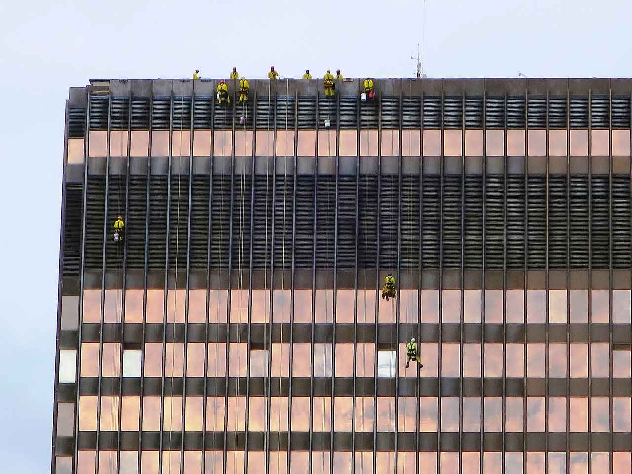 What Do Experts Say About Vinegar and Jewelry Cleaning?